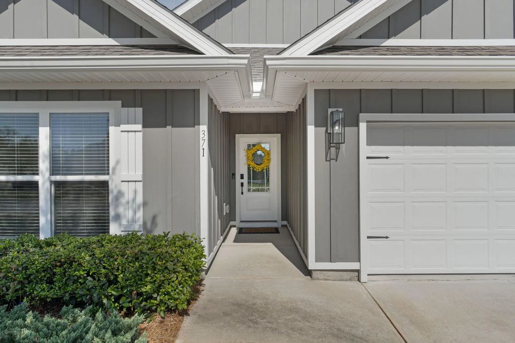 3 of 53 - 371 Lightning Bug Lane, Freeport, FL