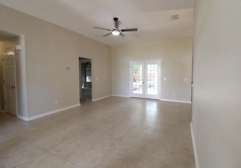 12 of 69 - 376 Waterview Cove Drive, Freeport, FL