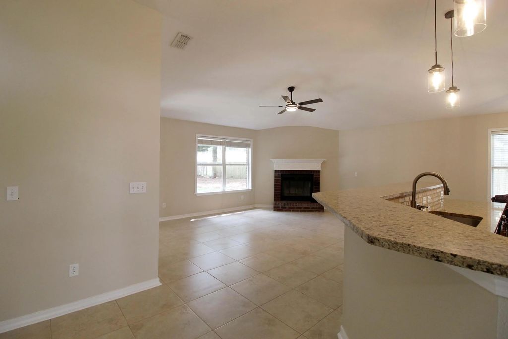 13 of 69 - 376 Waterview Cove Drive, Freeport, FL