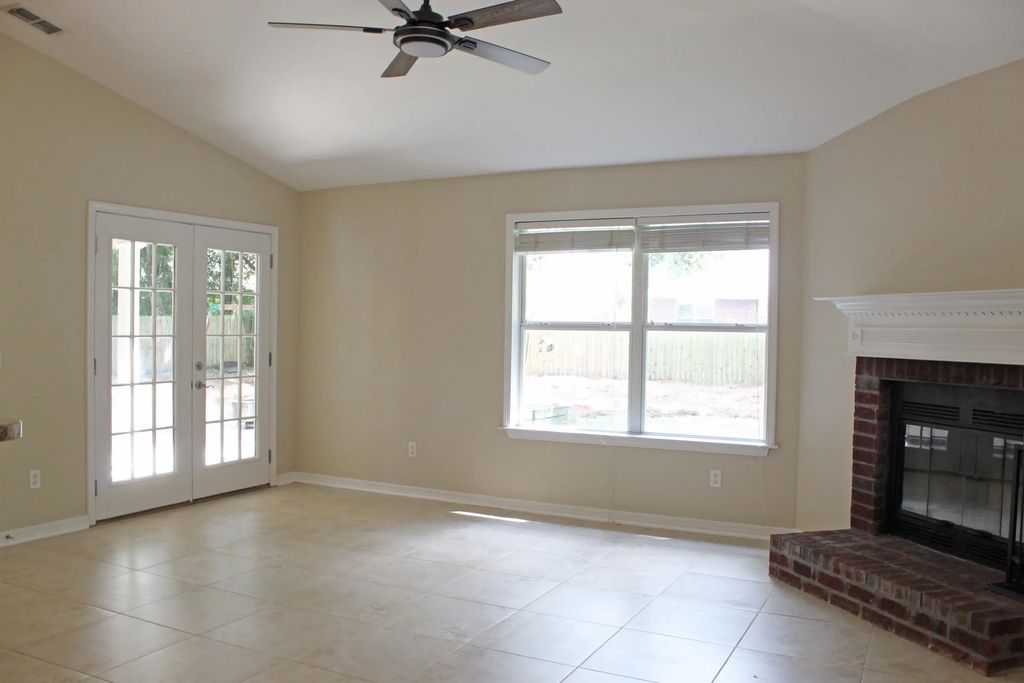 15 of 69 - 376 Waterview Cove Drive, Freeport, FL