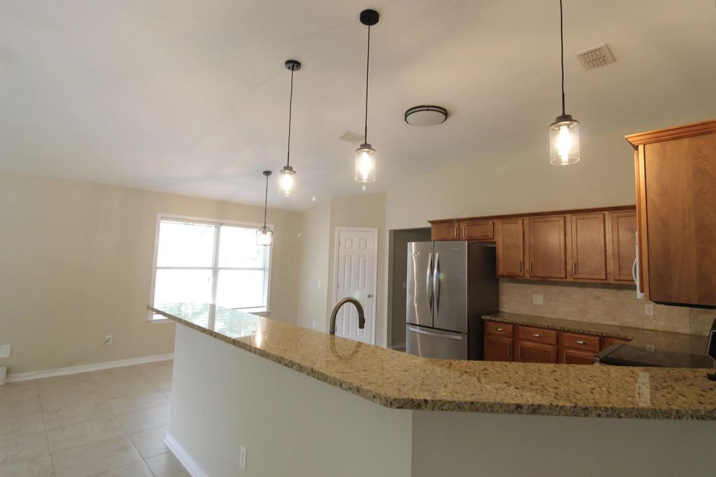 23 of 69 - 376 Waterview Cove Drive, Freeport, FL