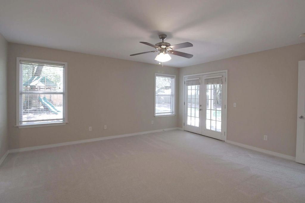 38 of 69 - 376 Waterview Cove Drive, Freeport, FL