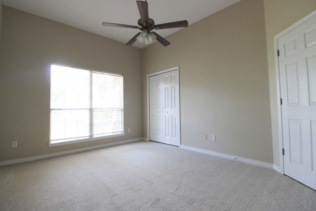 44 of 69 - 376 Waterview Cove Drive, Freeport, FL
