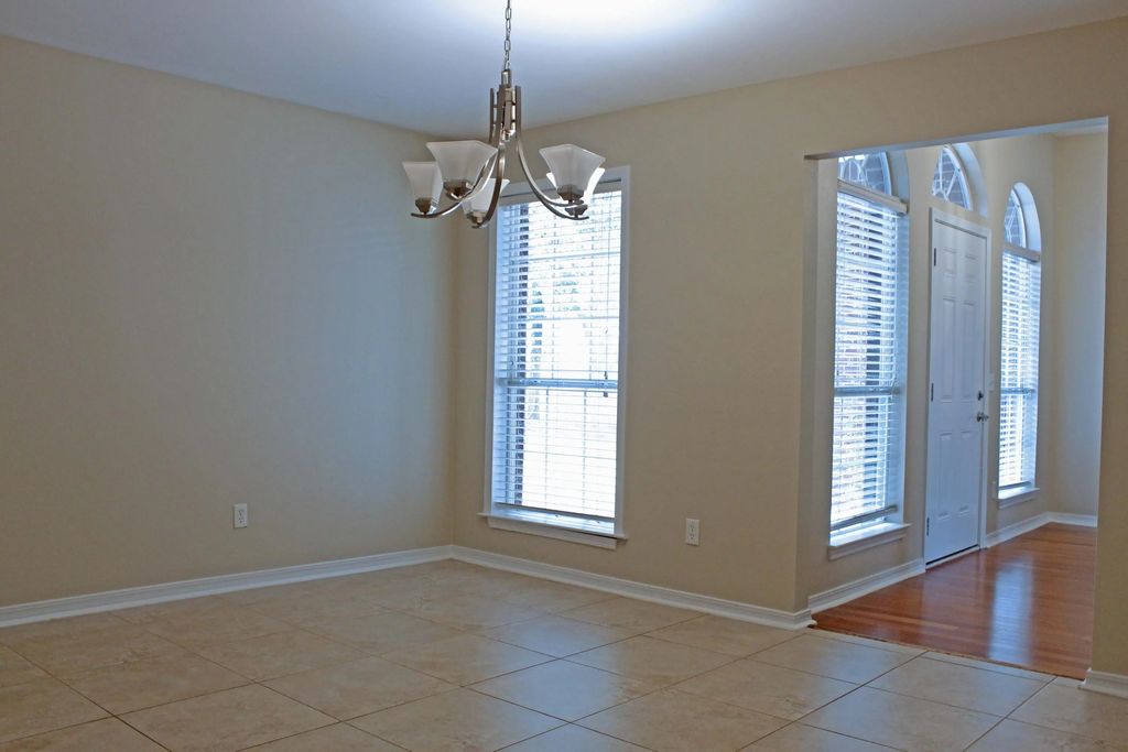 5 of 69 - 376 Waterview Cove Drive, Freeport, FL