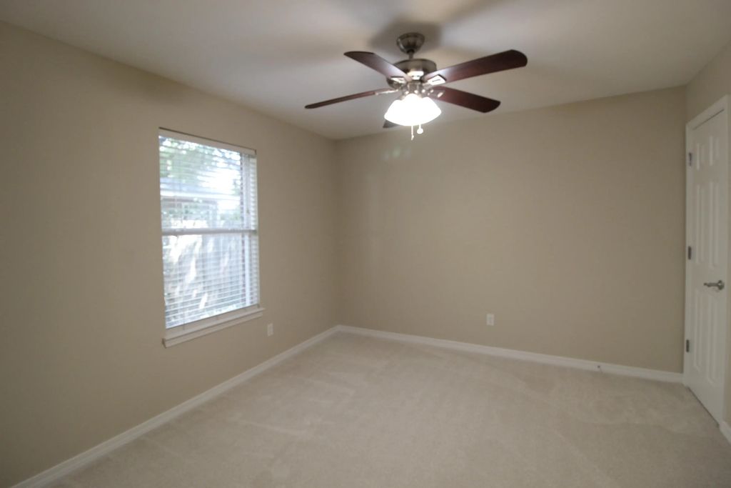 52 of 69 - 376 Waterview Cove Drive, Freeport, FL