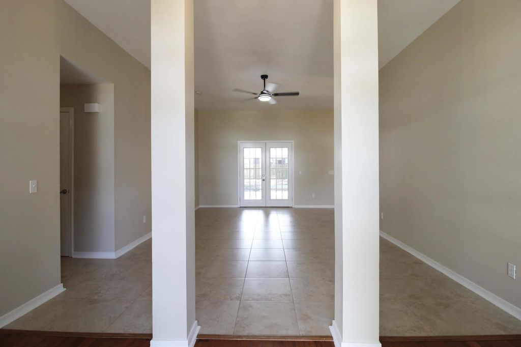 9 of 69 - 376 Waterview Cove Drive, Freeport, FL