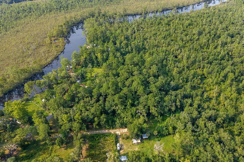 12 of 21 - Xxx Portland Park Road, Freeport, FL