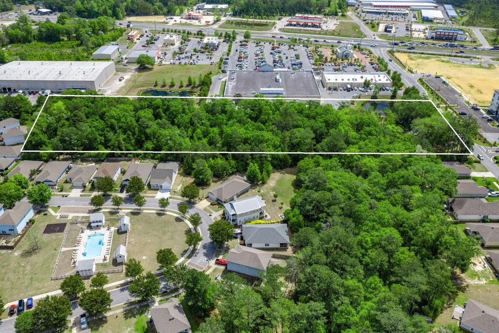 4 of 5 - 150 Marquis - Lease Way, Freeport, FL
