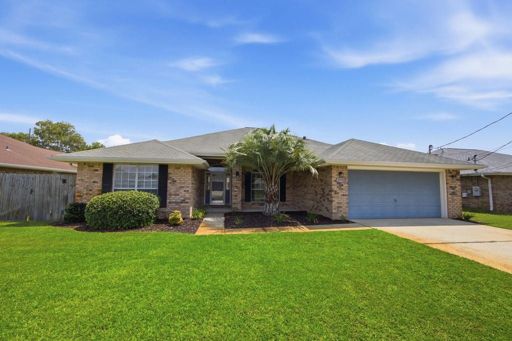 2176 Bromly Drive, Navarre