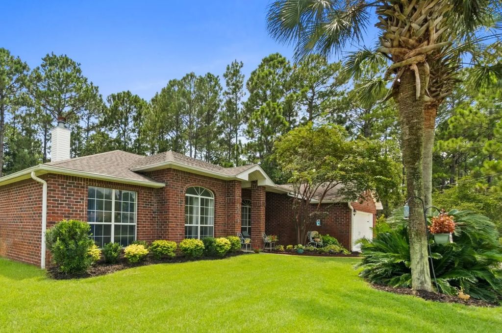 6539 Redfield Street, Navarre