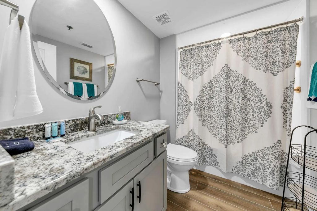 20 of 35 - 1751 Scenic Highway 98 407, Destin, FL