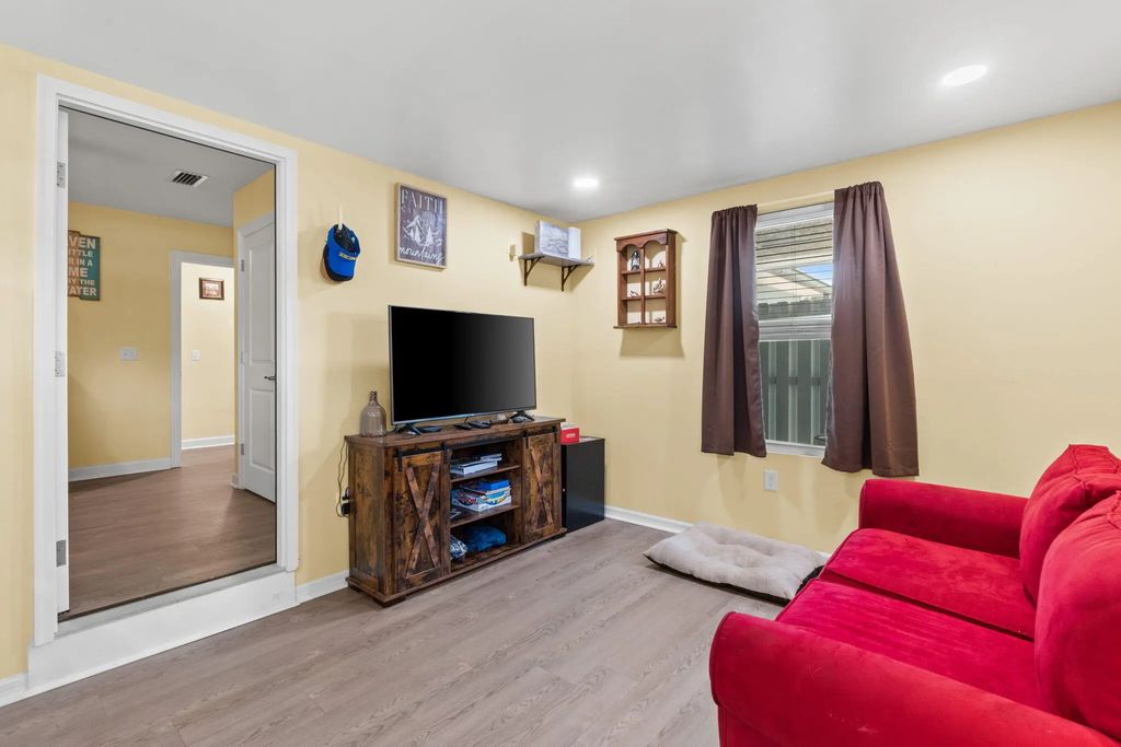 25 of 44 - 217 Magnolia Drive, Panama City Beach, FL