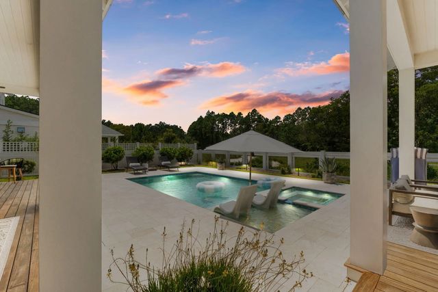 Photo of Listing #1008975