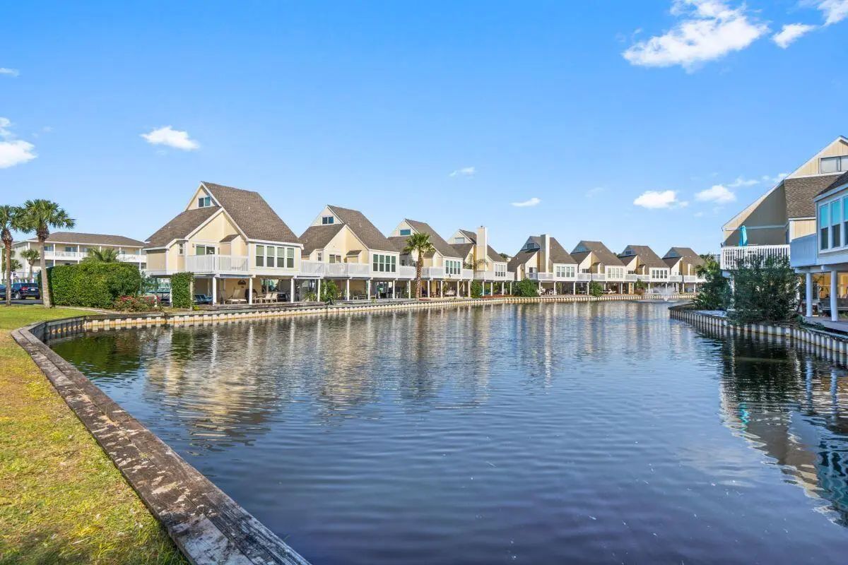Photo of Listing #1008944