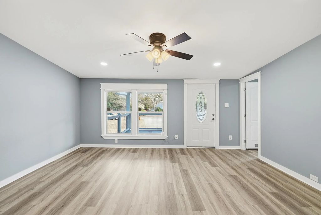 10 of 37 - 140 Palmetto Avenue, Freeport, FL