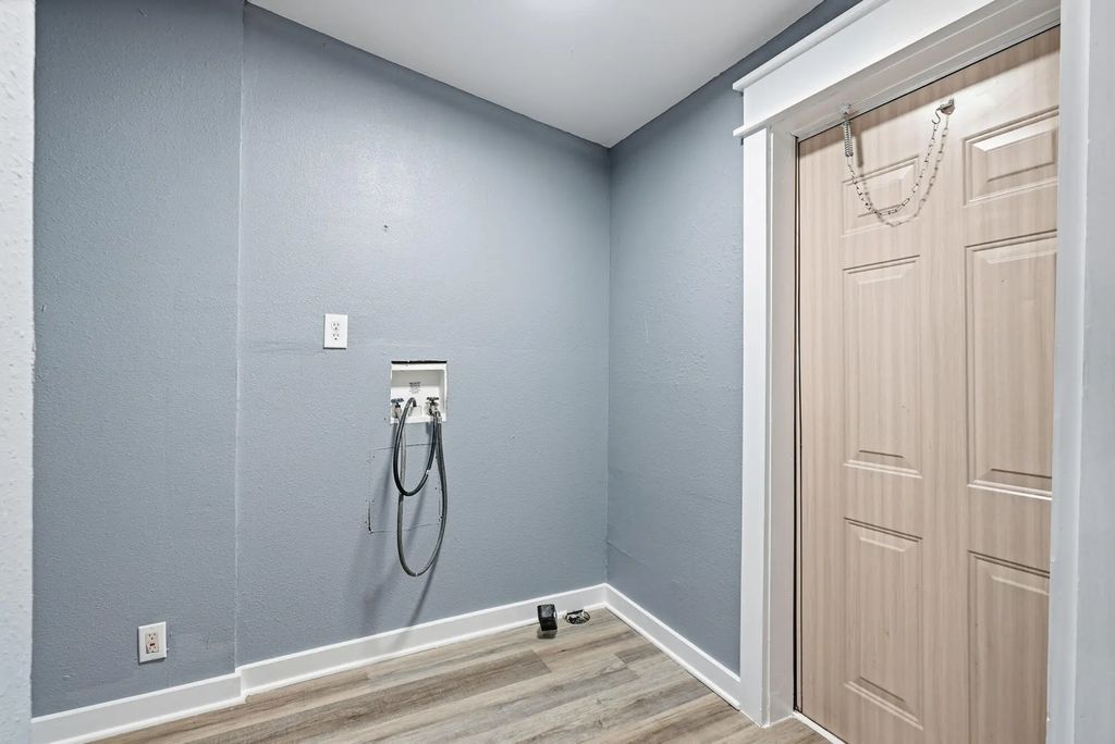 26 of 37 - 140 Palmetto Avenue, Freeport, FL