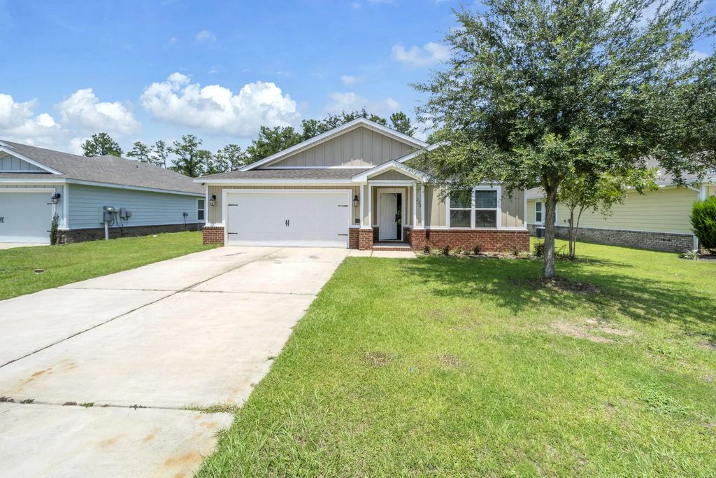 222 Marquis Way, Freeport