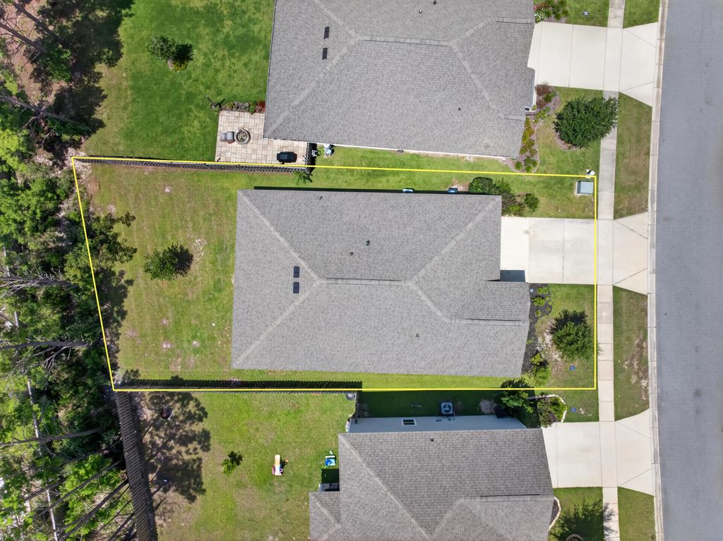 4 of 44 - 380 This Way, Freeport, FL