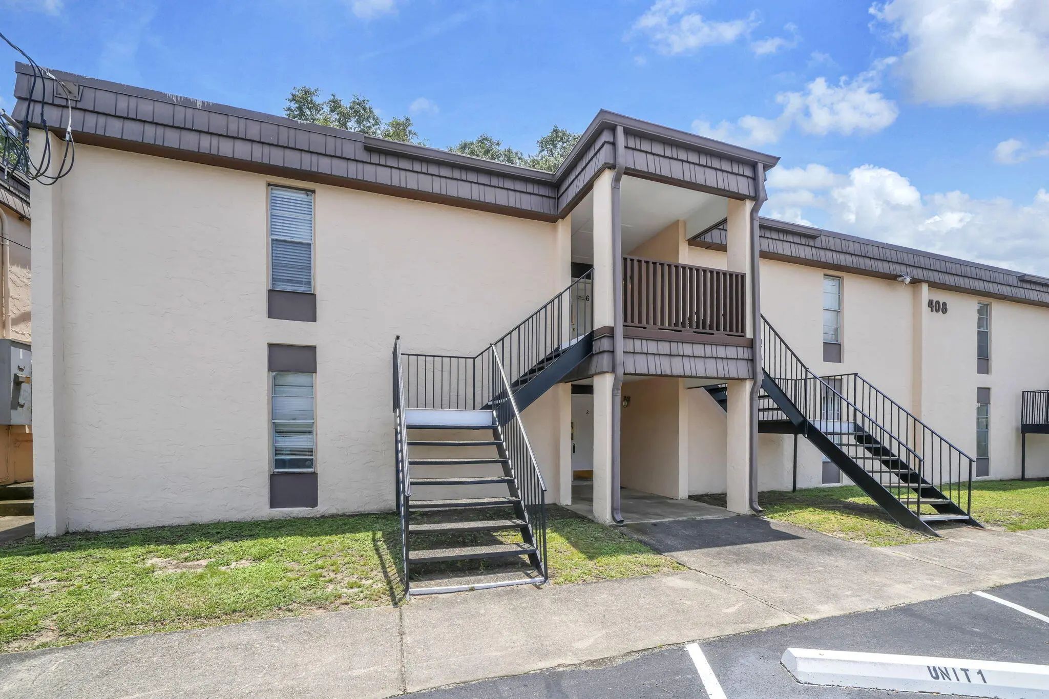 Photo of Listing #1009051