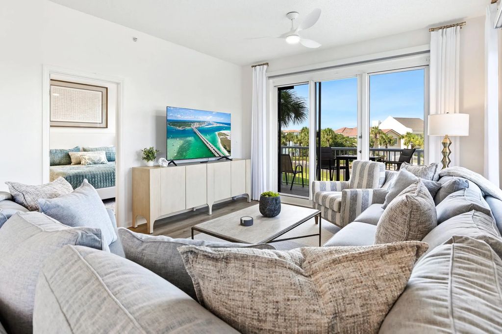 2 of 50 - 970 U.s. 98 101, Destin, FL