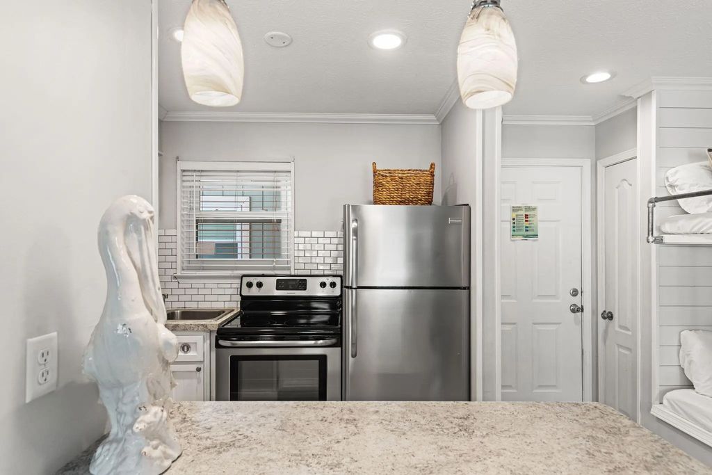 6 of 51 - 134 Damon Circle B, Panama City Beach, FL