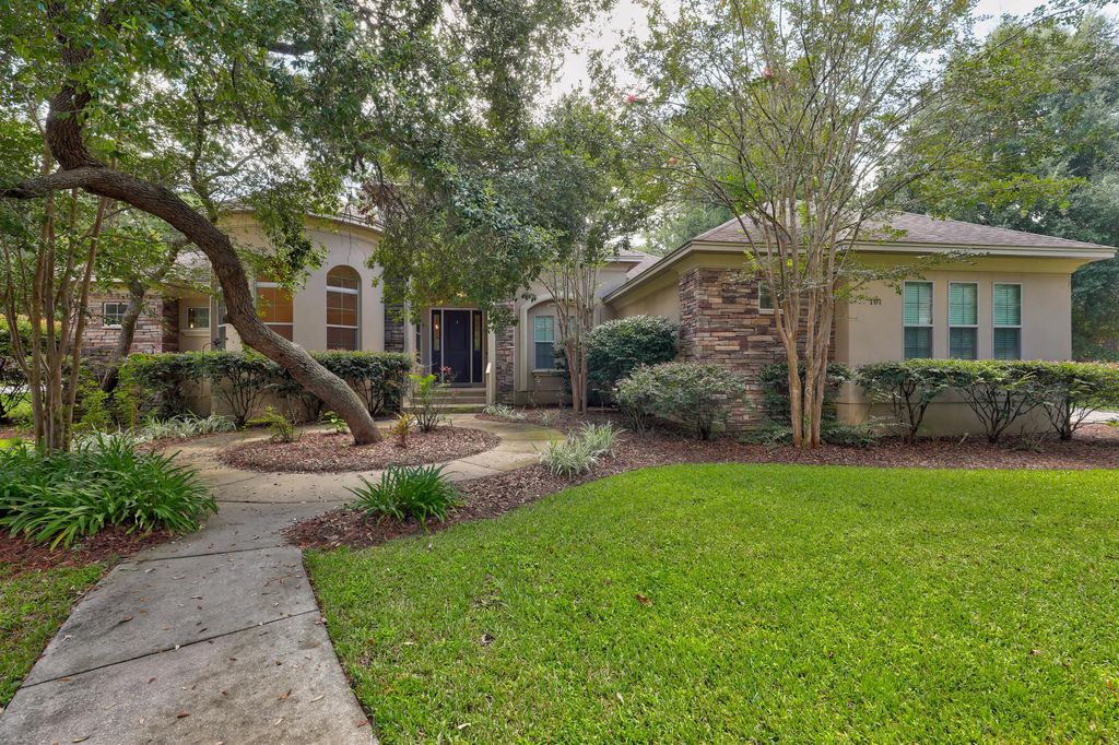 101 Blossom Creek Run, Niceville