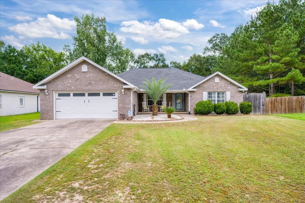 127 Fairway Drive, Crestview