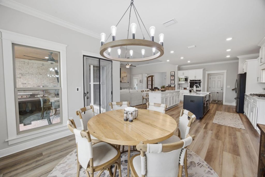10 of 77 - 307 Coastal Breeze Drive, Freeport, FL