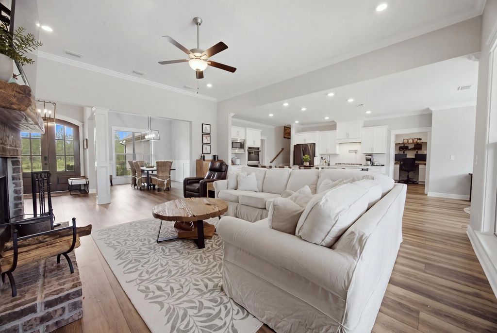 16 of 77 - 307 Coastal Breeze Drive, Freeport, FL
