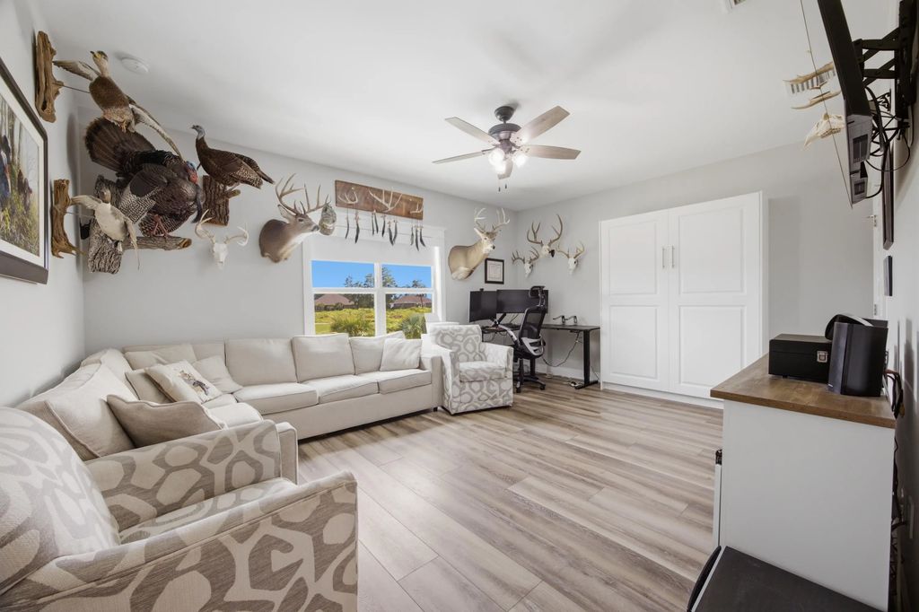 49 of 77 - 307 Coastal Breeze Drive, Freeport, FL