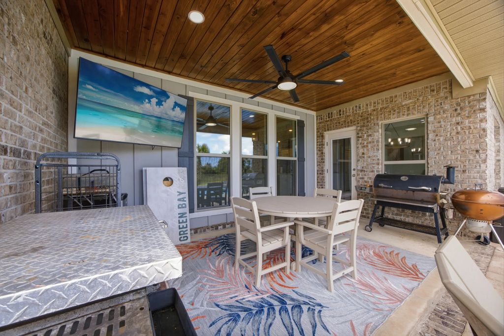 61 of 77 - 307 Coastal Breeze Drive, Freeport, FL