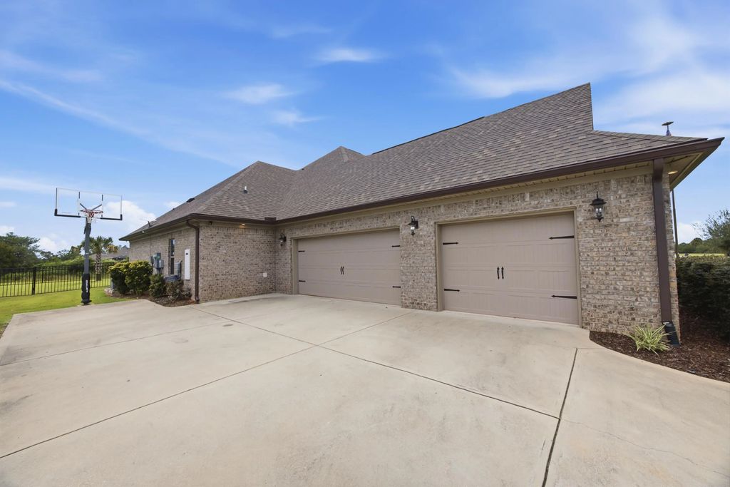 67 of 77 - 307 Coastal Breeze Drive, Freeport, FL