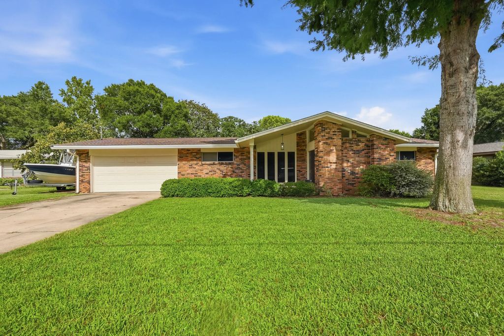628 Ne Powell Drive, Fort Walton Beach