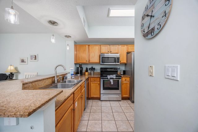 Photo of Listing #1009385