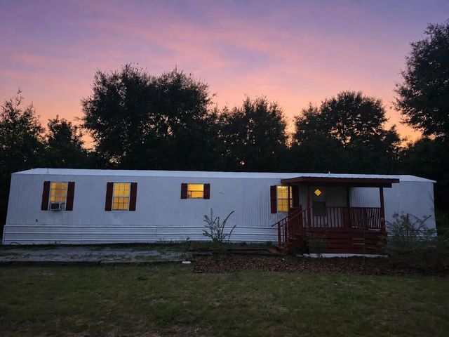 Photo of Listing #1010921
