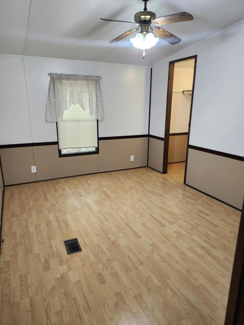 11 of 20 - 611 Alaqua Drive, Freeport, FL