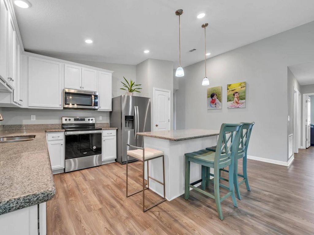 12 of 40 - 590 Marquis Way, Freeport, FL