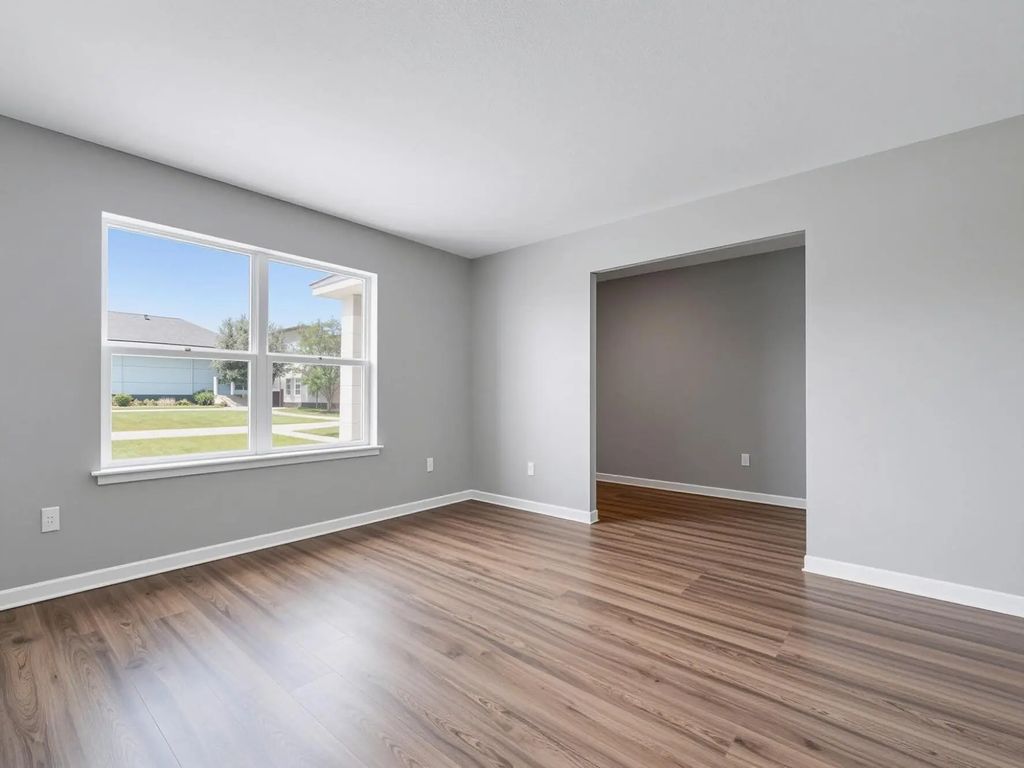 14 of 40 - 590 Marquis Way, Freeport, FL