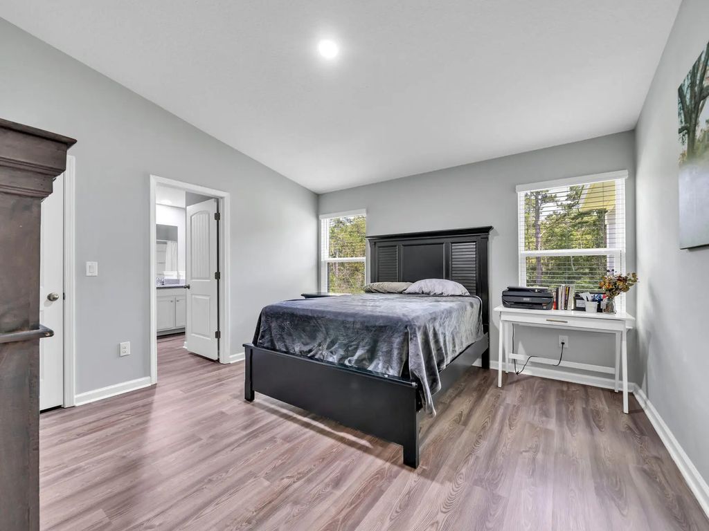 15 of 40 - 590 Marquis Way, Freeport, FL