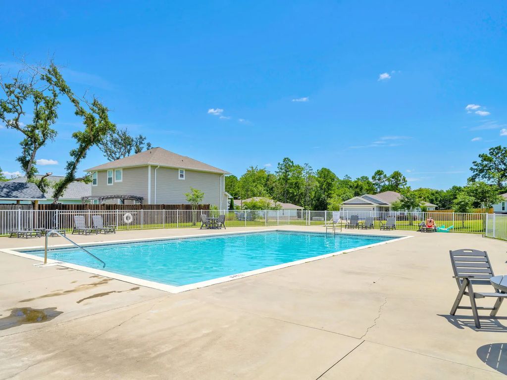 33 of 40 - 590 Marquis Way, Freeport, FL