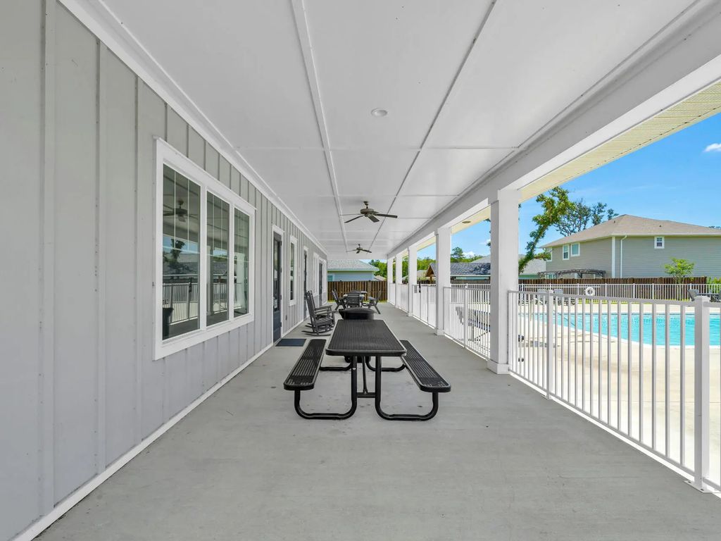 35 of 40 - 590 Marquis Way, Freeport, FL