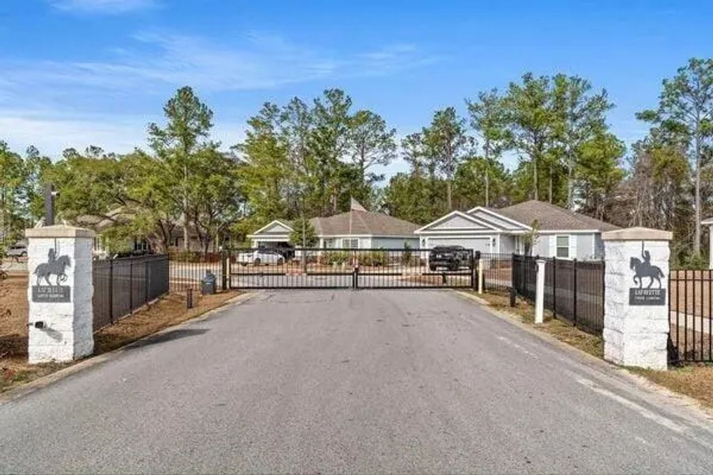 37 of 40 - 590 Marquis Way, Freeport, FL