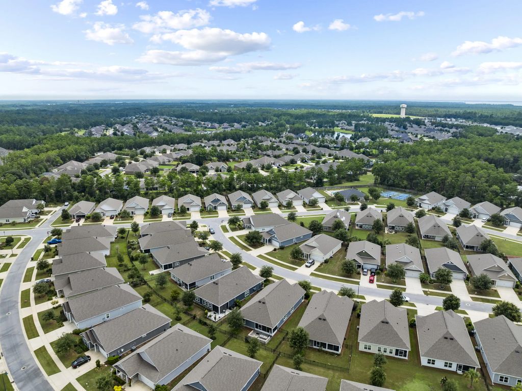 11 of 77 - 52 Dusky Way, Freeport, FL
