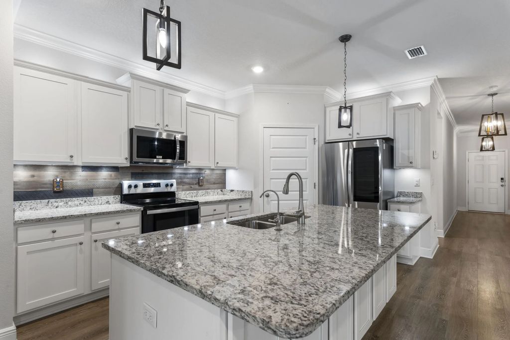 28 of 77 - 52 Dusky Way, Freeport, FL