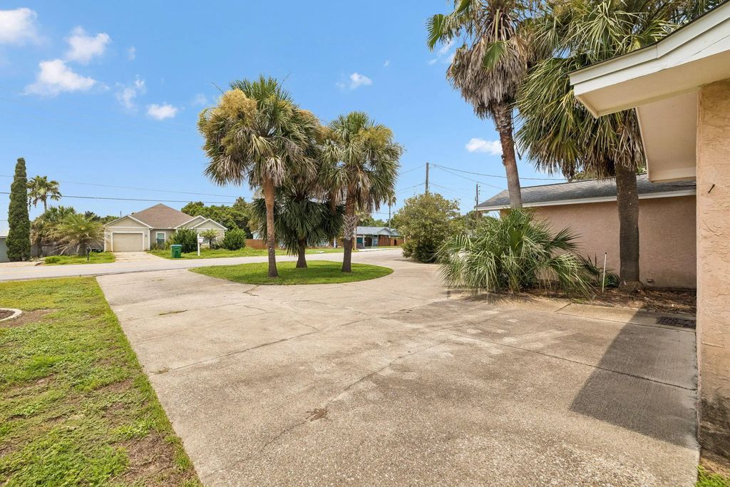 17 of 40 - 121 Cobb Road, Panama City Beach, FL