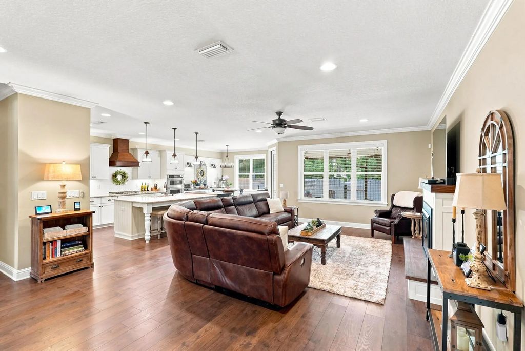 11 of 76 - 628 Meadow Lake Drive, Freeport, FL