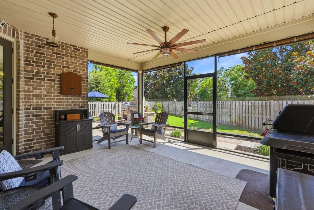 42 of 76 - 628 Meadow Lake Drive, Freeport, FL