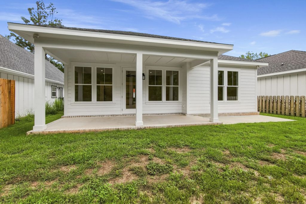 51 of 57 - 236 N Marsh Landing, Freeport, FL