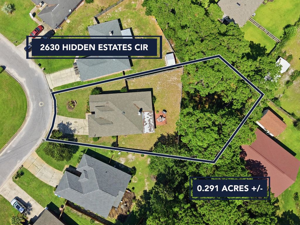 2630 Hidden Estates Circle, Navarre