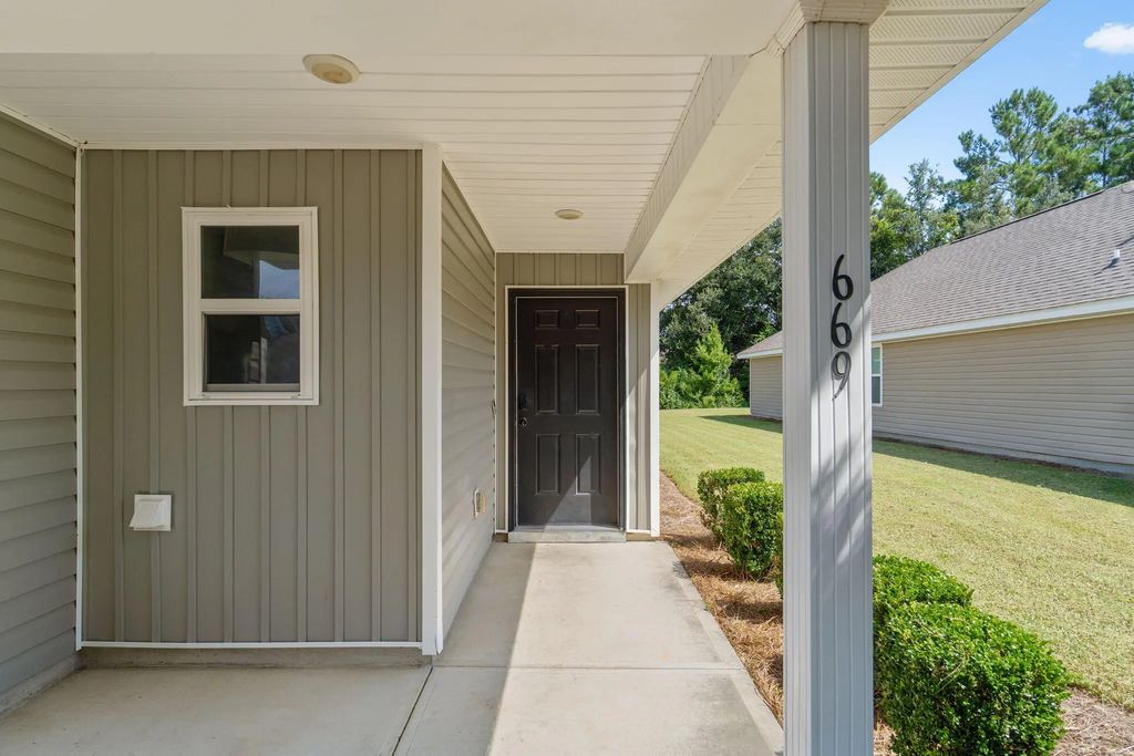 60 of 61 - 669 Earl Godwin Road, Freeport, FL